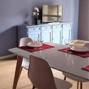 La Casa Di Anna, Trilocale Con Balcone E Garage Appartamento